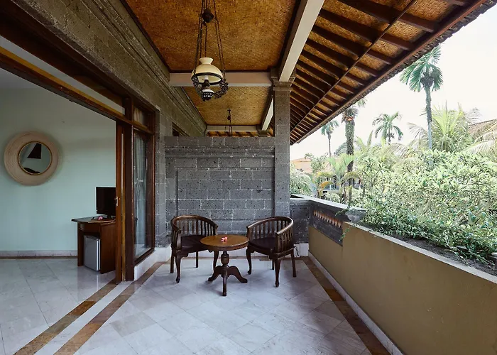 Outpost Coliving ホテル 3*