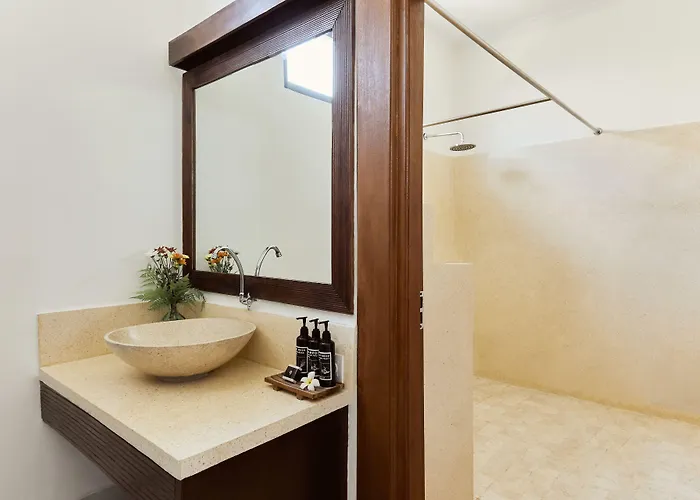 Outpost Coliving 3*