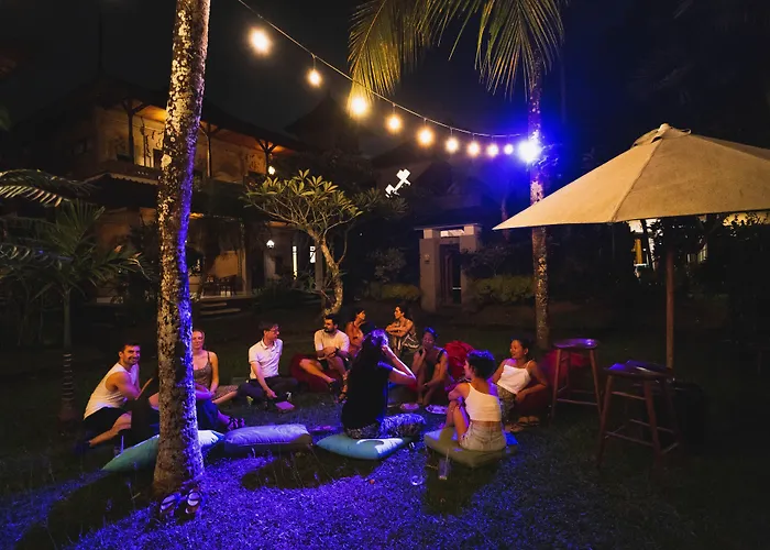 ホテル Outpost Coliving ウブド