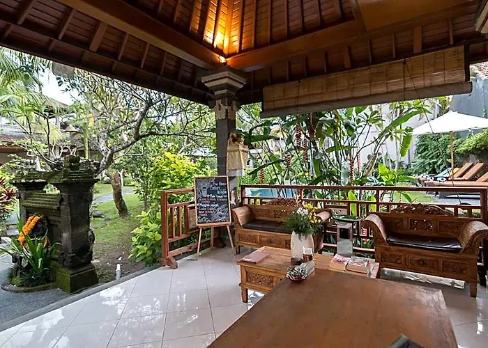 ホテル Outpost Coliving 3*